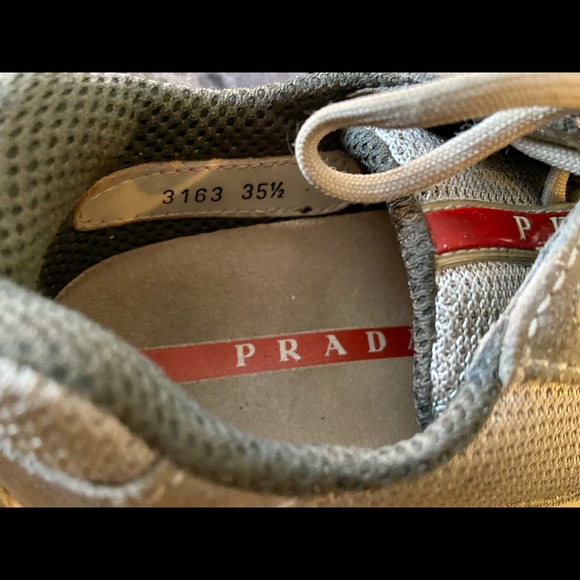 Prada shoes - Picture 5 of 12